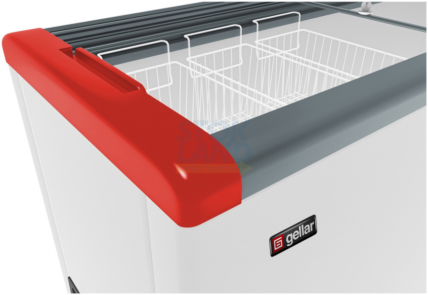 Морозильный ларь Gellar FG 700 C красный фото 2