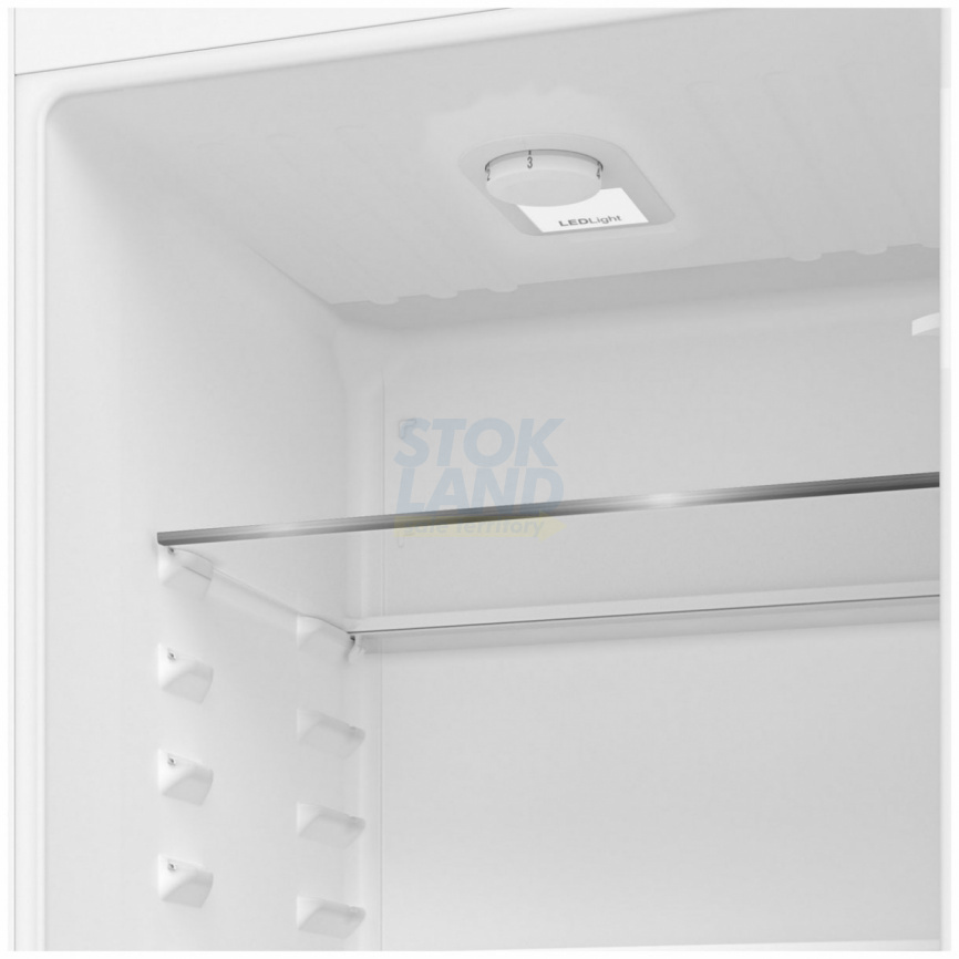 Встраиваемый двухкамерный холодильник Indesit IBD 18 фото 2