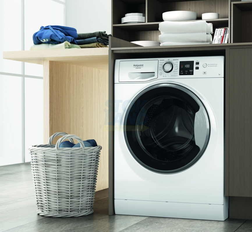 Супер узкая стиральная машина Hotpoint NUS 5015 S RU фото 4