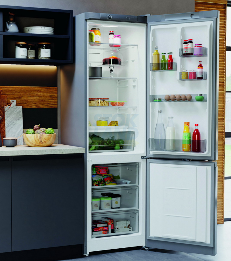 Двухкамерный холодильник Hotpoint HT 4200 S серебристый фото 8