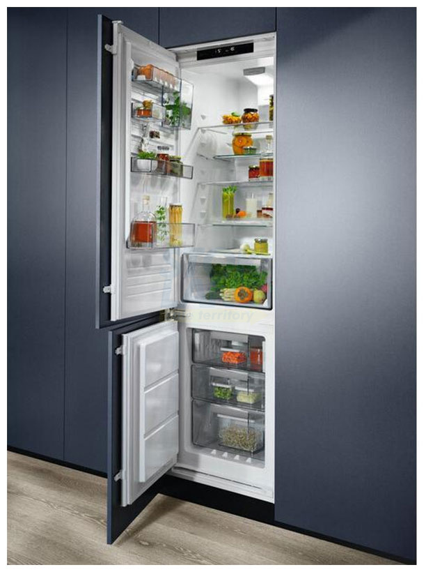 Встраиваемый двухкамерный холодильник Electrolux ENS8TE19S фото 5