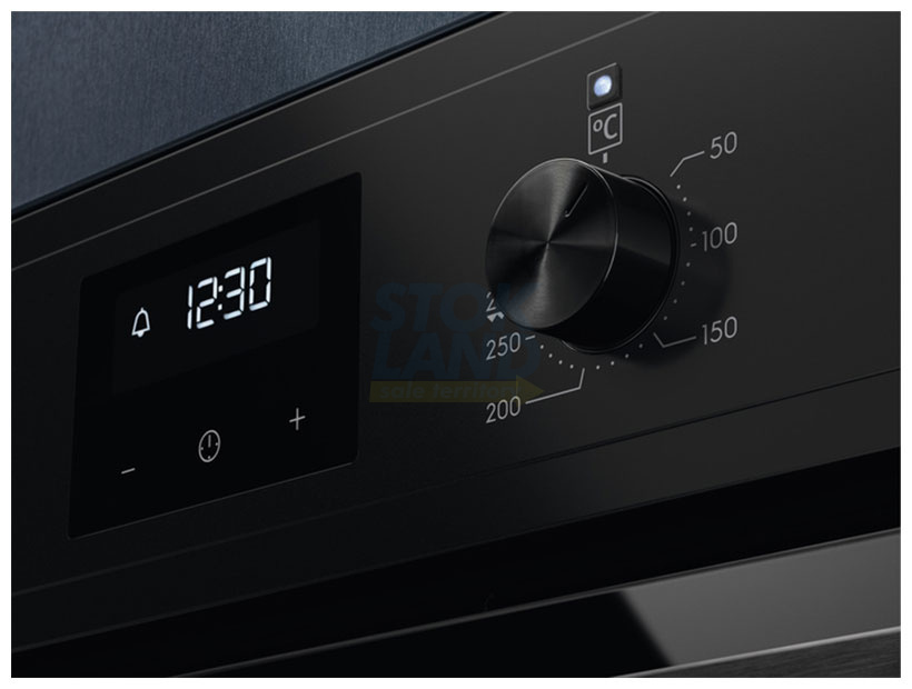 Электрический духовой шкаф Electrolux EOF3H40TH фото 3