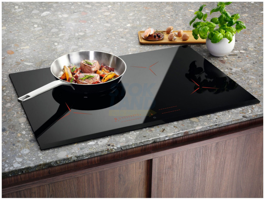 Электрическая варочная панель Electrolux EIP8146 фото 5